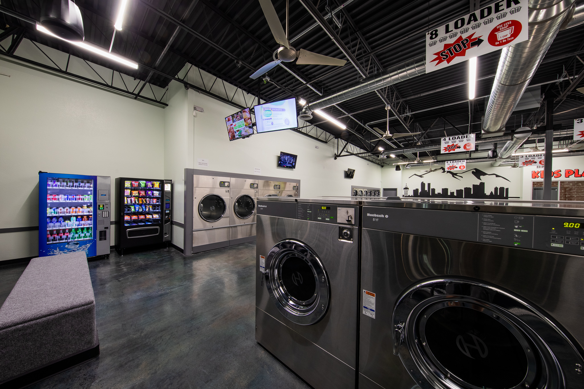 Laundromat Picture