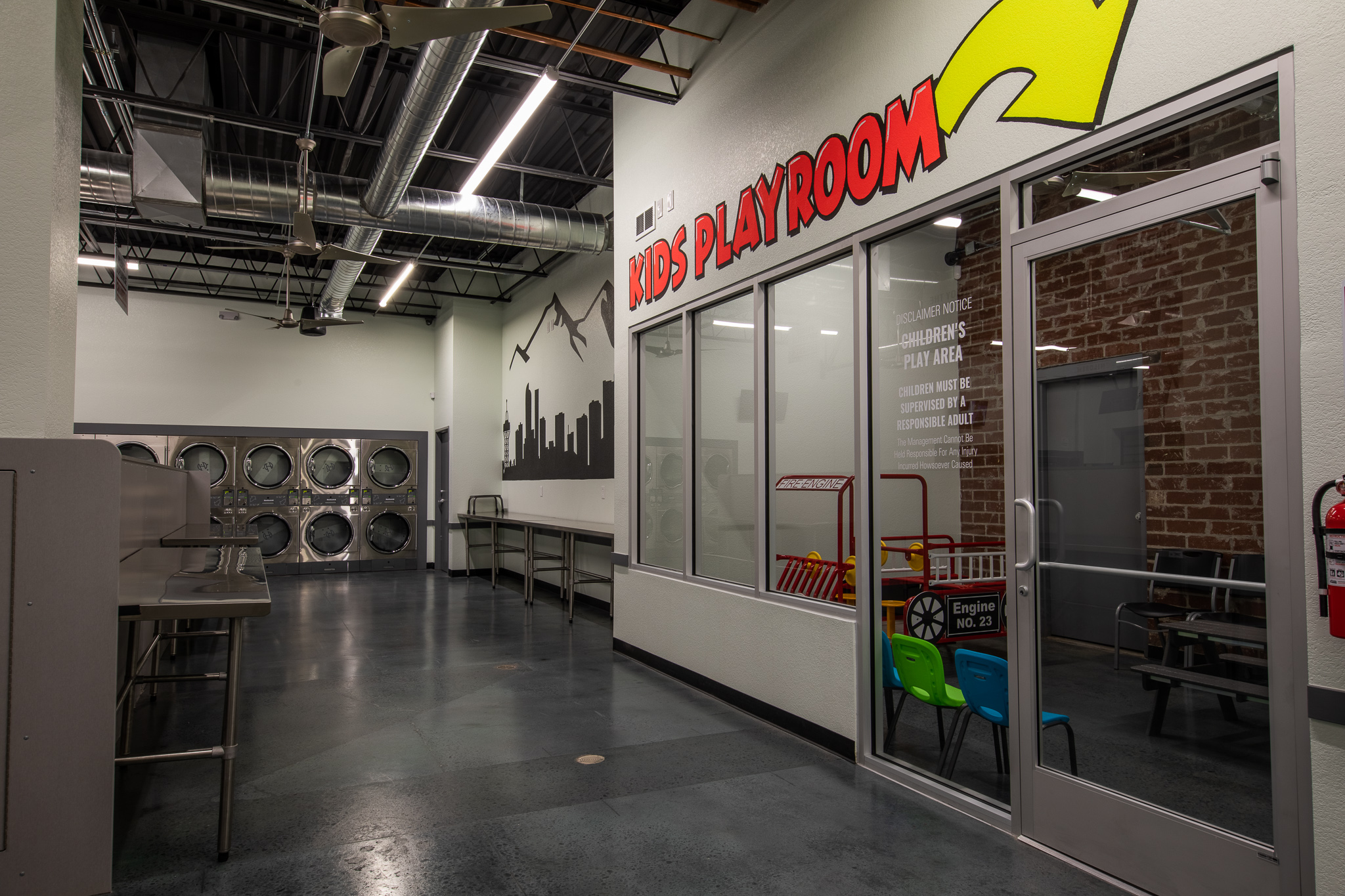 Laundromat Picture